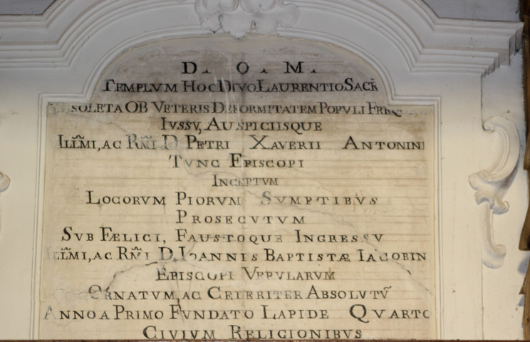 lapide scritta chiesa san lorenzo